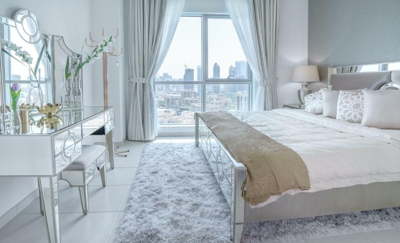 Elite Royal Apartment - Full Burj Khalifa & Fountain View - Premier - 2 Bedrooms & 1 Open Bedroom Without Partition Dubaï Extérieur photo