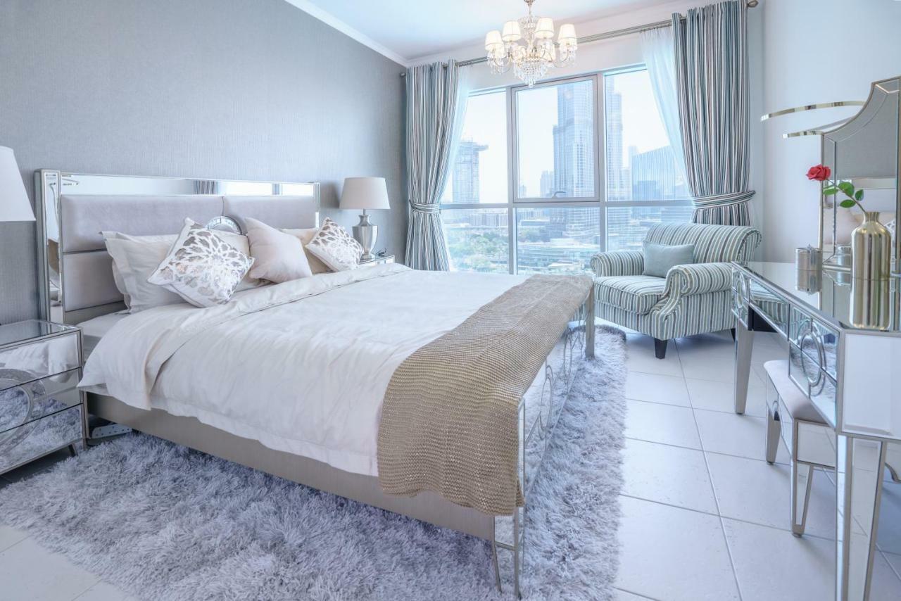 Elite Royal Apartment - Full Burj Khalifa & Fountain View - Premier - 2 Bedrooms & 1 Open Bedroom Without Partition Dubaï Extérieur photo